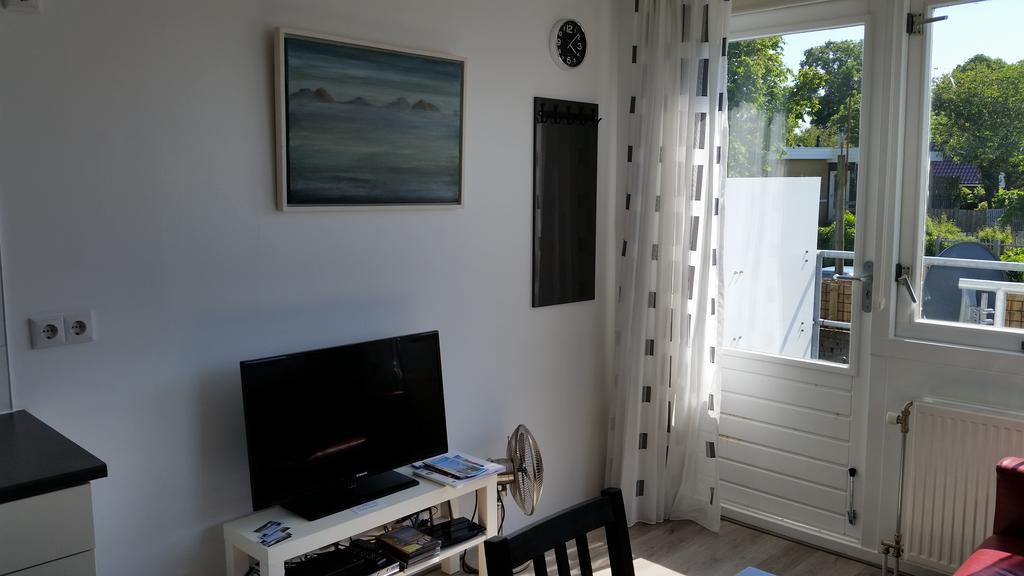 Homestay Bij Aelita Ден-Бурґ Екстер'єр фото