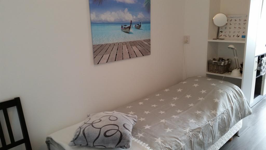 Homestay Bij Aelita Ден-Бурґ Екстер'єр фото